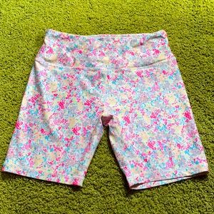 VOGO Athletica workout biker shorts, size L